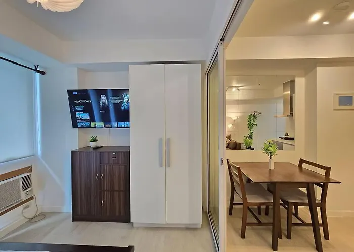 Citispace 1br Condotel At Azure Urban Near Airport #az06a Apartamento *